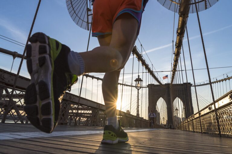 Experiencing-the-NYC-Half-Marathon-A-Guide-for-Spectators-and-Participants-scaled
